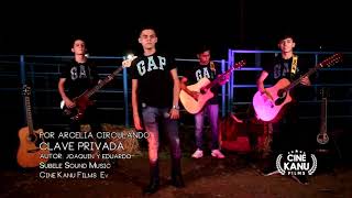 Video thumbnail of "Por Arcelia Circulando"