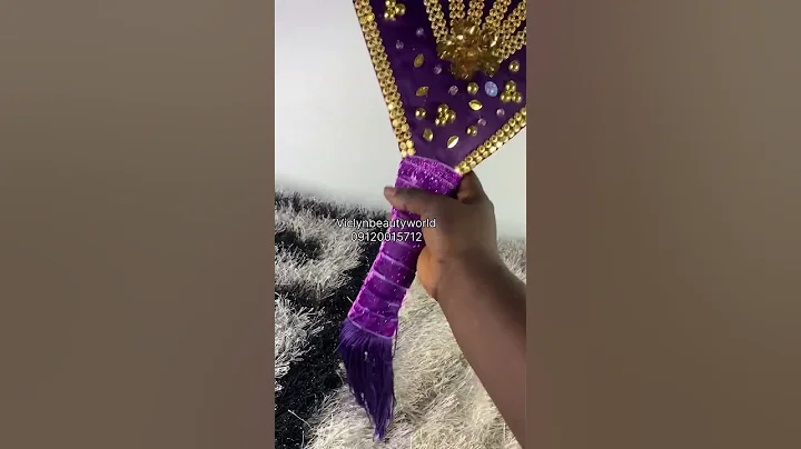 An exquisite bridal handfan#everyone #bridal #bride #fashionblogger #viralvideo #handmade