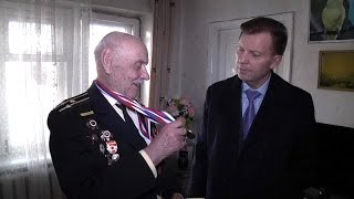Генерал-лейтенант полиции Мартынов поздравил ветерана Великой Отечественной войны видео Швиндта вернули в правительство