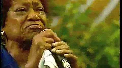 (PLEASE SUBSCRIBE TODAY) GLORIA GRIFFIN OF "THE R....