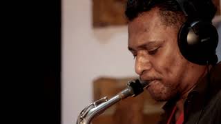 OLE O INA NONA ( Lagu Daerah Sikka, NTT ) Saxophone Cover by Vincente Varano