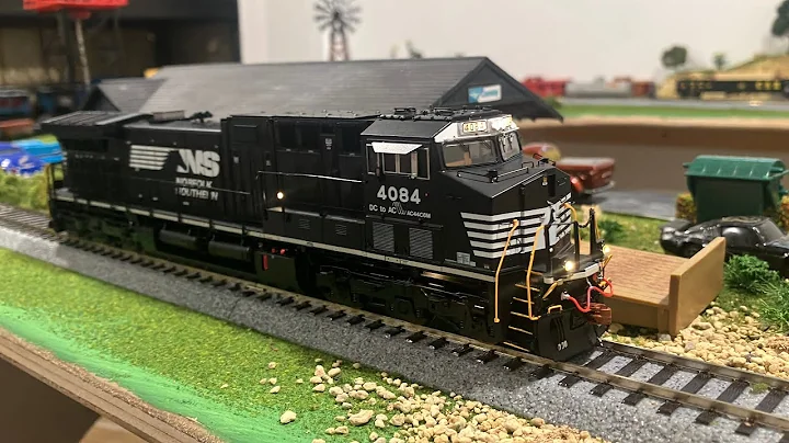 Review - ScaleTrains Rivet Counter HO Scale GE AC44C6M, Norfolk Southern/Horsehead/Sinewave #4084