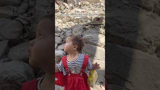 Download Lagu Cute Sila was scared of the sound of the planes MP3