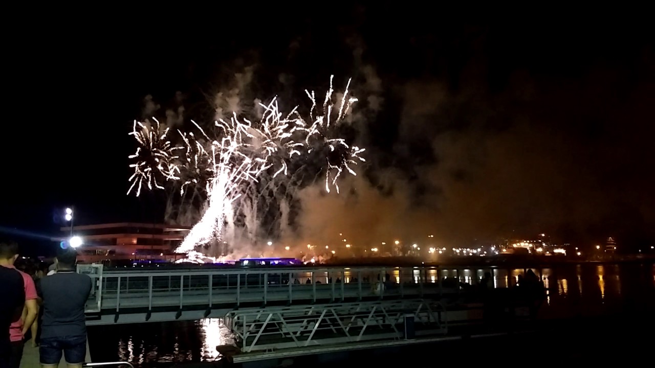 fuegos artificiales Valencia 2017 YouTube