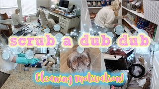 CLEANING MY MESSY HOME! 😯 CLEANING MOTIVATION 🧼