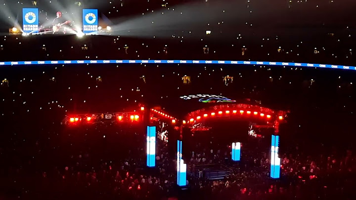 Liam Gallagher Performs "Supersonic" Live at Wembley Stadium for Joshua Vs Dubois #joshuavsdubois