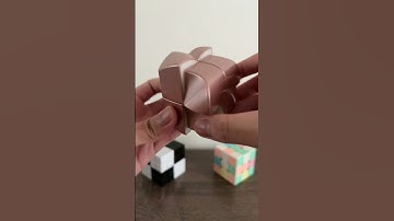 Loop? 🔁🤔 #satisfying #rubikscube #shorts