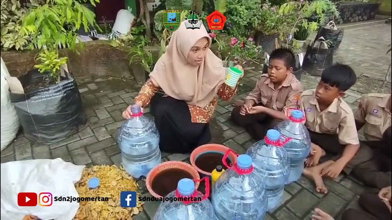 Pembuatan Eco Enzim dari Kulit Nanas || SD N 2 Jogomertan