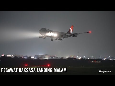 Waw Pesawat Super Besar Landing Malam di Bandara Soekarno Hatta Jakarta. Night Plane Spotting 2021