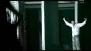 Mustafa Sandal - İndir Kli̇p Vi̇deo Kli̇bi̇ İlk Kez