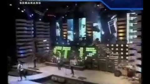Puspa ST 12 live konser Semarang