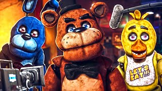 حارس ليلي في مطعم بيكتشف ان الالعاب اللي في المكان اشخاص حقيقية ملخص فيلم Five Nights at Freddy's