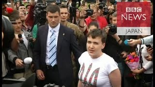 ロシア、ウクライナ軍パイロットを2年ぶりに解放