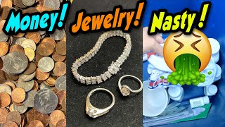 Found MONEY, JEWELRY and a NASTY surprise in this locker I bought at the online storage auction!