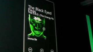Windows Phone 7 Series - Music Hub (with start-screen controls)