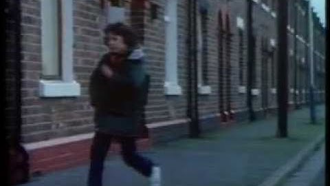 PIF - Sinister Car - Green Cross Code 1982