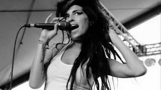 Amy Winehouse - Stronger Than Me (Piano Version) chords