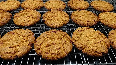 Ginger Nuts  - Crunchy Ginger Biscuits
