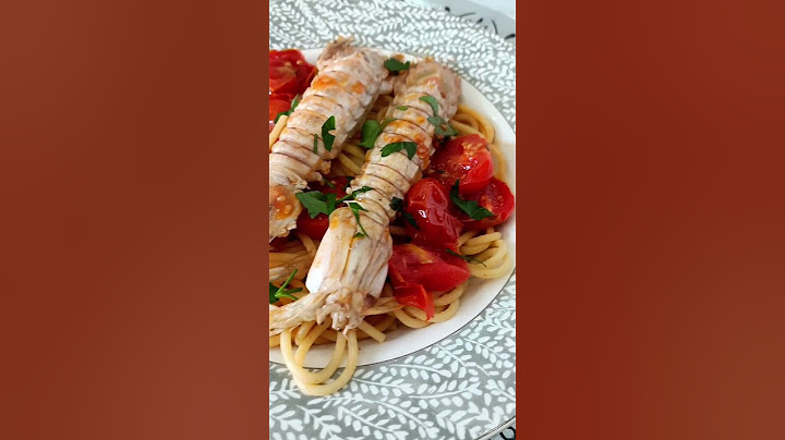 Pasta con le cicale di mare (o canocchie o pannocchie)