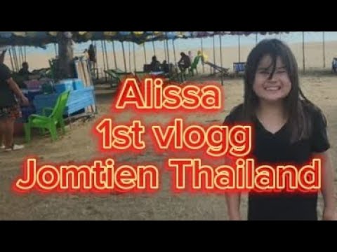 Alissa making her first vlog - YouTube