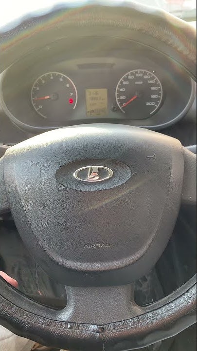 Вращение рулевого колеса. Поворот рулем на автомобиле. Трясет руль при езде. Руль лады. Эур гранта трясет руль.