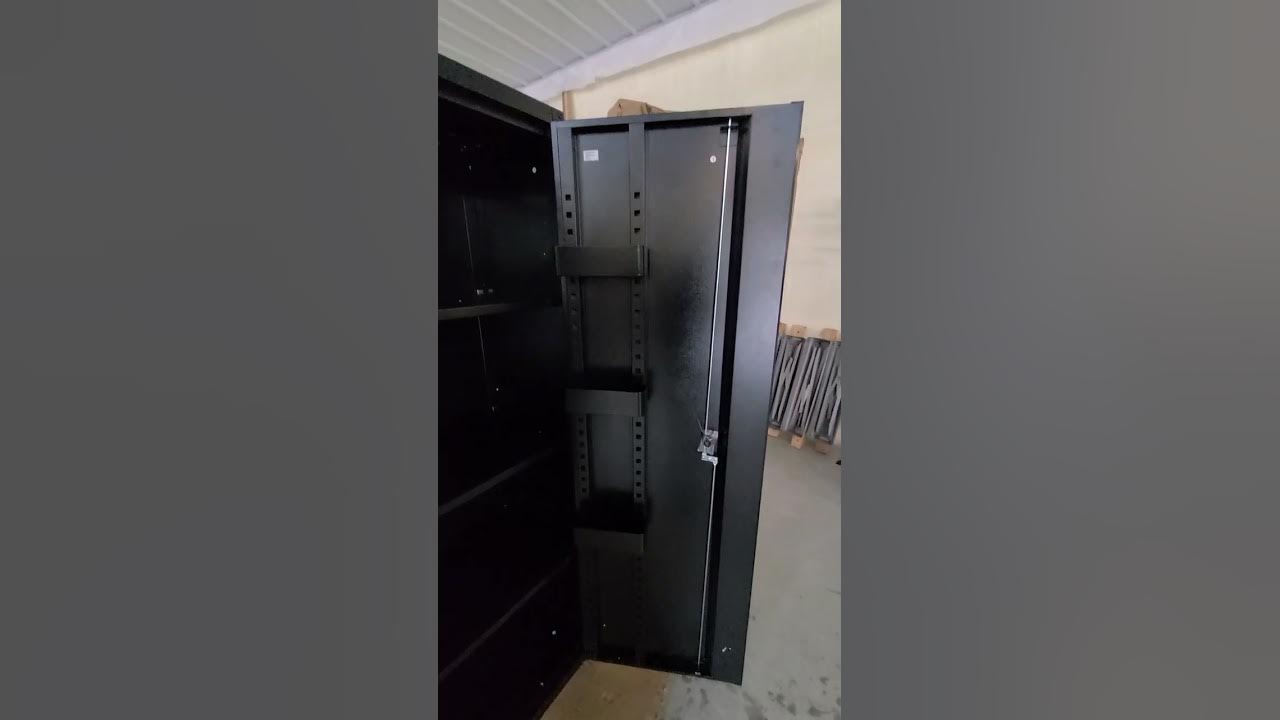 Performax Storage Garage Cabinet Review