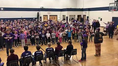 This is how St. Johns School SKOL!
