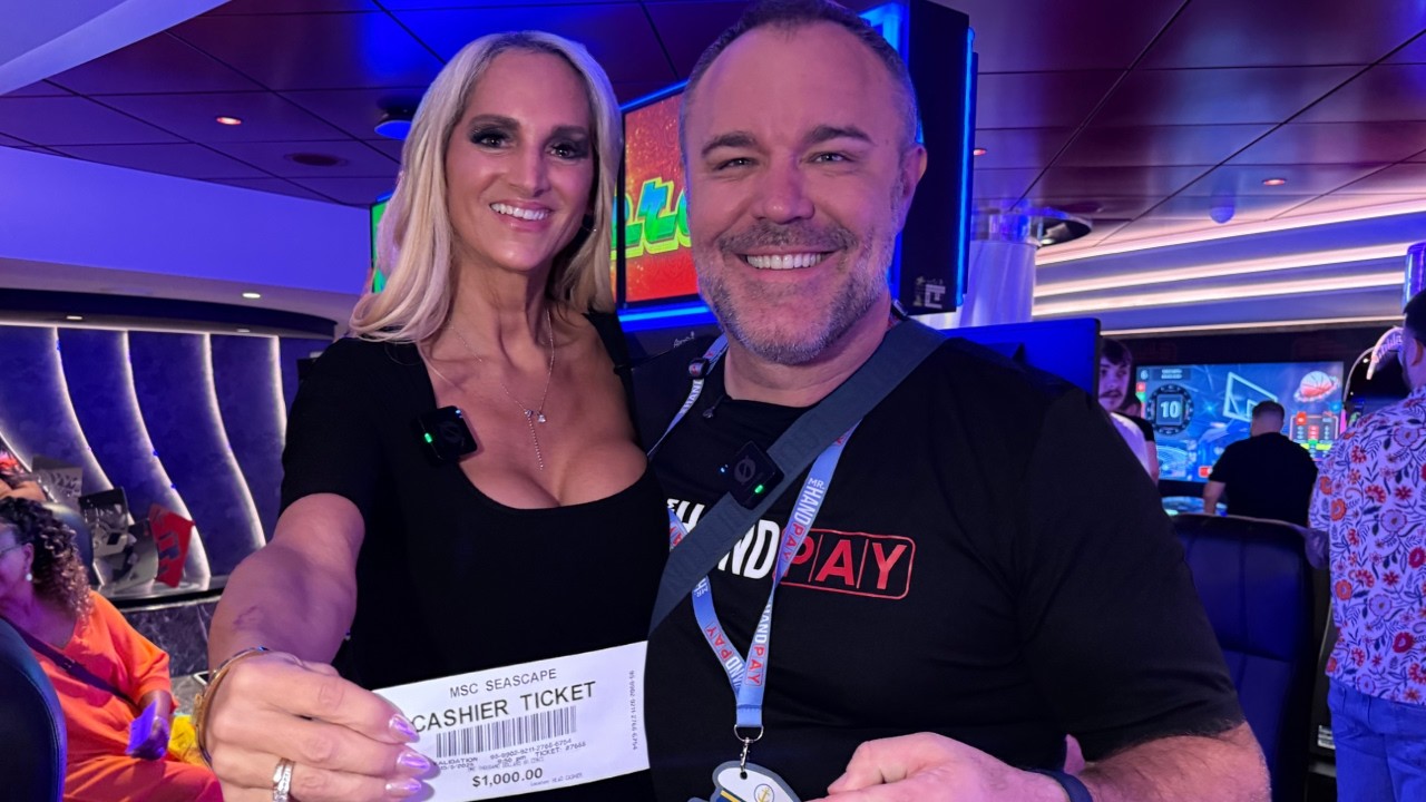 Счастливая леди Сьюзен выиграла больше всего бонусных раундов в круизе (ваша удача пришла)