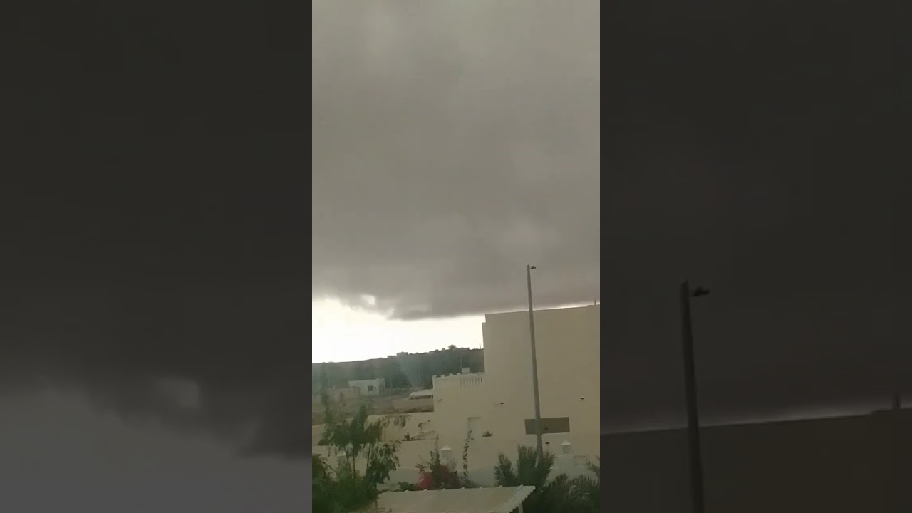 storm and rain in dubai 22/05/2024 live 