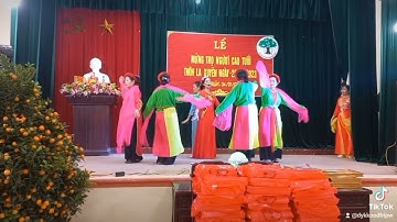 các nàng xinh đẹp của la xuyên múa hát mừng thọ các cụ