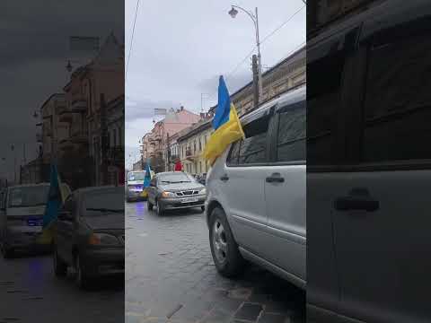 Повернувся додому на щиті у Чернівцях зустріли кортеж із загиблим Героєм Юрієм Турлаєм