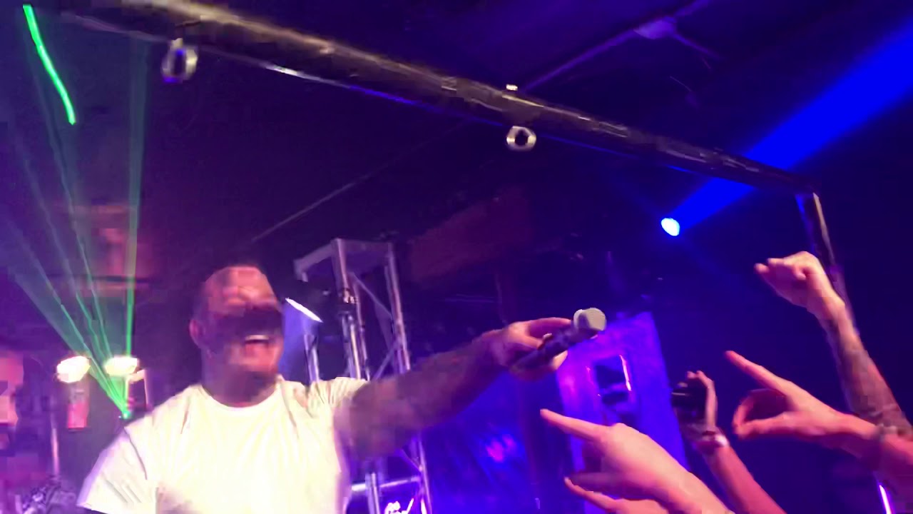Stitches live Jacksonville FL - YouTube