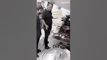 Anh chàng này có kỹ năng sao chép cực đỉnh! 🔥🤯