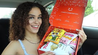 TASTE TESTING FOREIGN SNACKS!