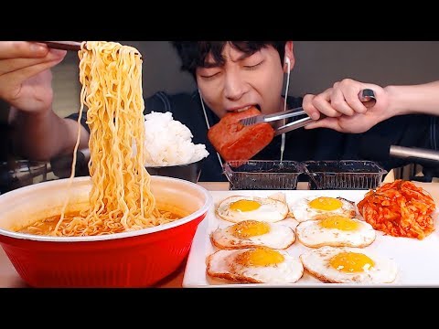 sub)mukbang-asmr|spam,-egg-fry,-ramen,-rice,-sea-weed,-kimchi-|-korean-food-|eating-sounds[sio-asmr]