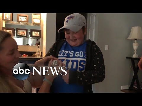 St. Louis Blues surprise Laila Anderson with Stanley Cup