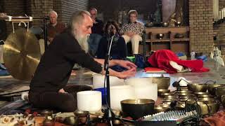 klankenbad Danny Becher, georganiseerd door de yoga in Deventer en omgeving.