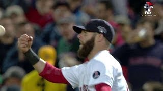 ALCS Gm2: Pedroia drops ball throwing around the horn screenshot 3