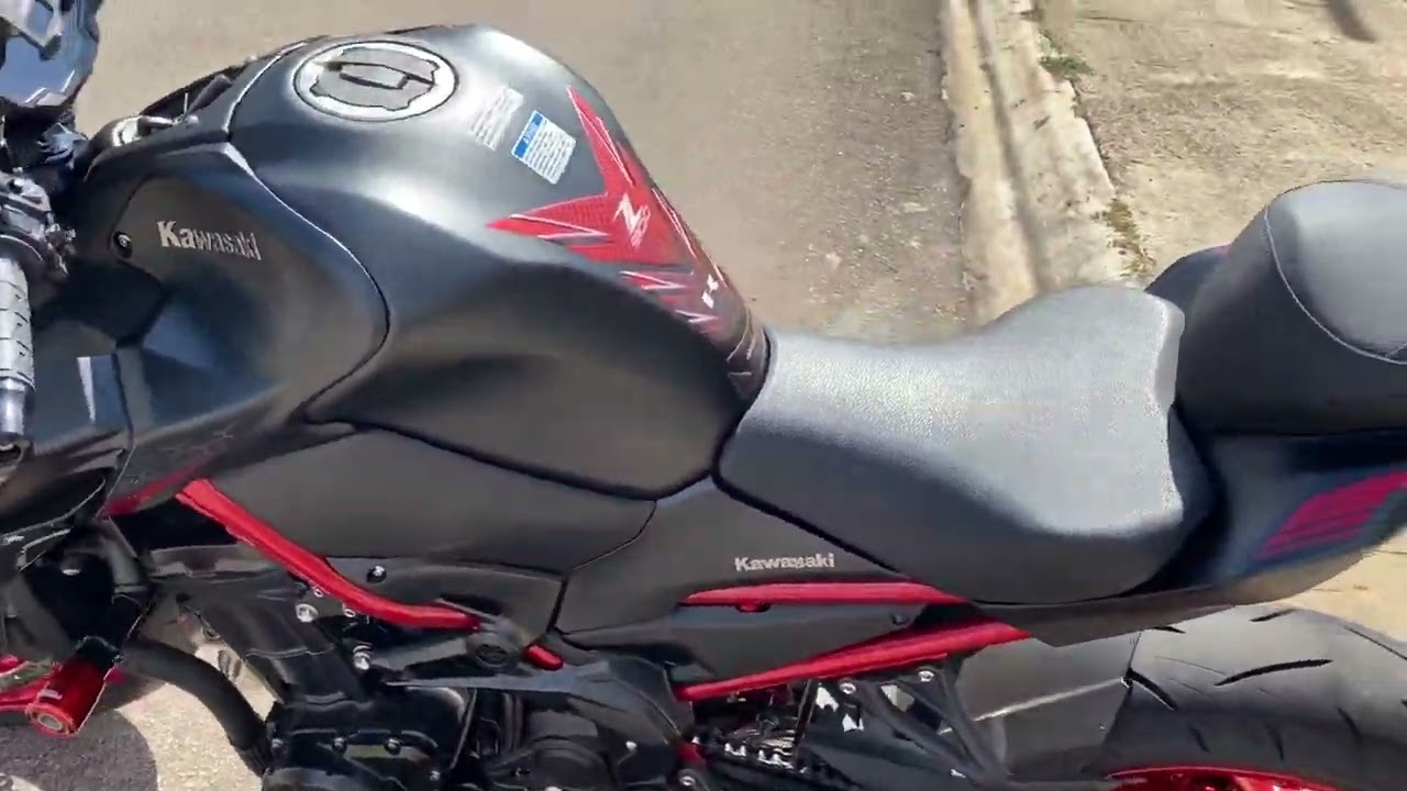 Z900 2021 com acessórios: escapamento Firetong, sliders, suporte de celular #2 