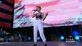 Halsey - New Americana (Live at Made in America 2015) Resimi