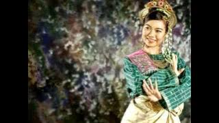 Flowers of Malaysia - Bunga Tanjung