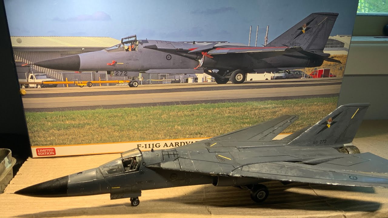 ハセガワ 1/72 オーストラリア空軍 F-111G アードバーク プラモデル