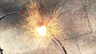 Capacitor Bank discharges 116,000μF 200/300V (240FPS Slow Motion)