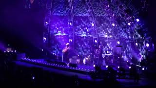 Chris Stapleton - Tom Petty Cover - Learning To Fly - Moline 10/5/17 Net Worth