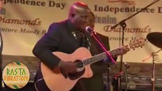 Kenneth Kaunda Performing A Love Song Dedicated To Late Wife Betty