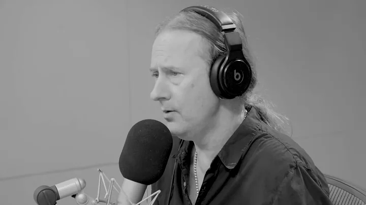 Jerry Cantrell and Lars Ulrich on "Friends Don't L...