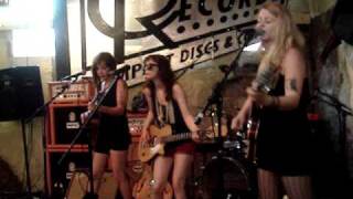 Cannonball Blues covered by Those Darlins