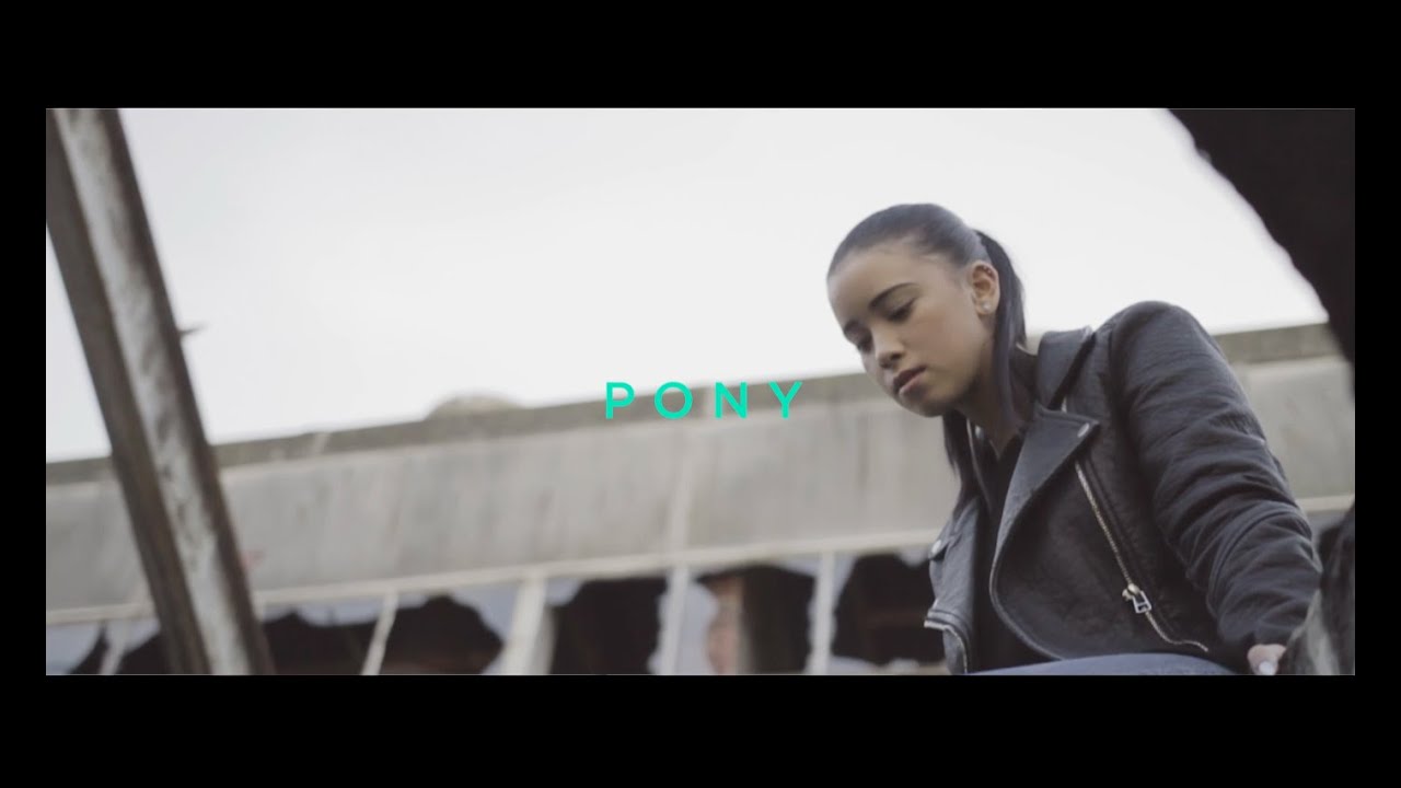 T R Q S - Pony // Genie In A Bottle (Cover)