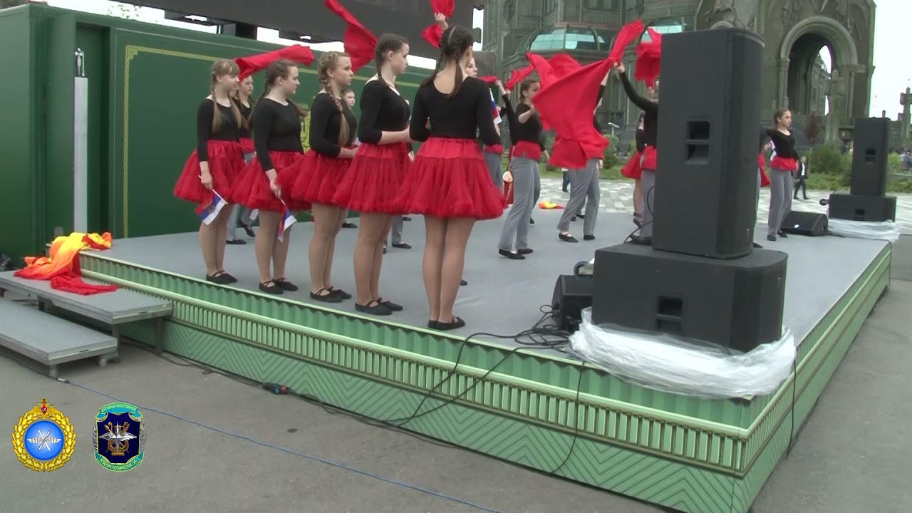 Танцевальный коллектив \"Уличный балет\" - \"Русские войска\" - YouTube