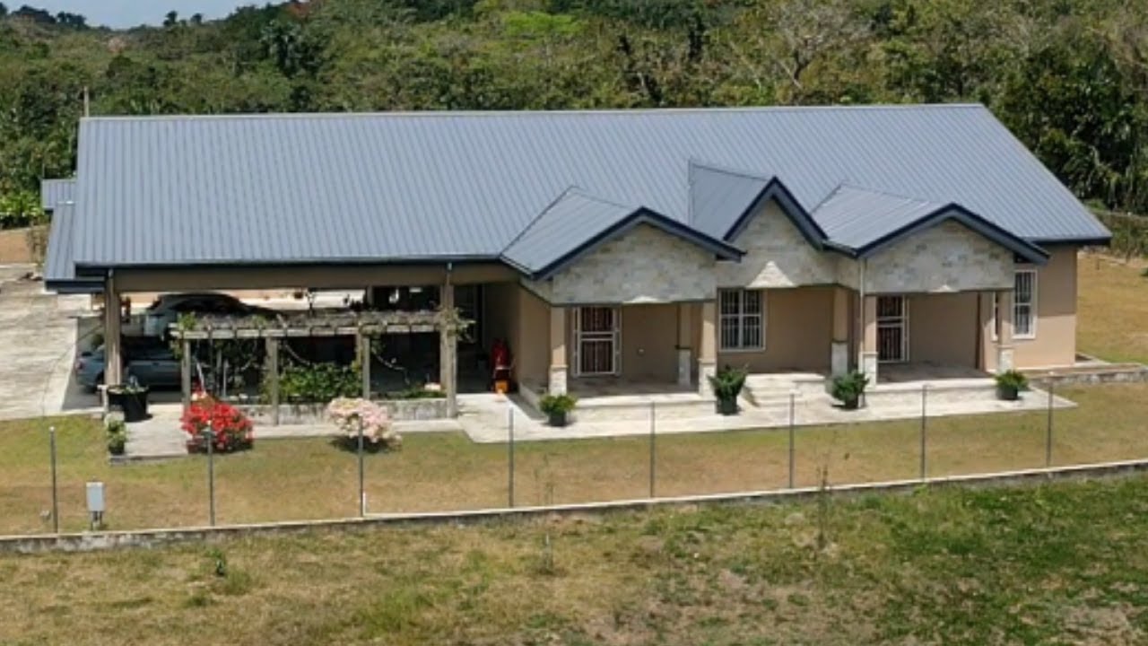 Private 3 Bedroom 2 Bathroom House for sale in Barrackpore, Penal Rock